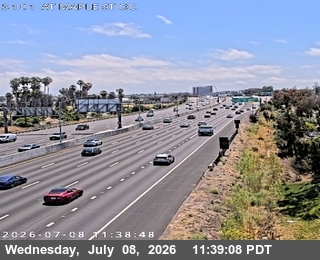 Snapshot from TV429 -- US-101 : North of SR-84 / Woodside Road