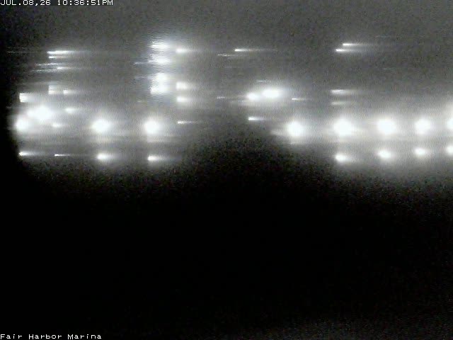 Snapshot from webcam.fairharbormarina.com