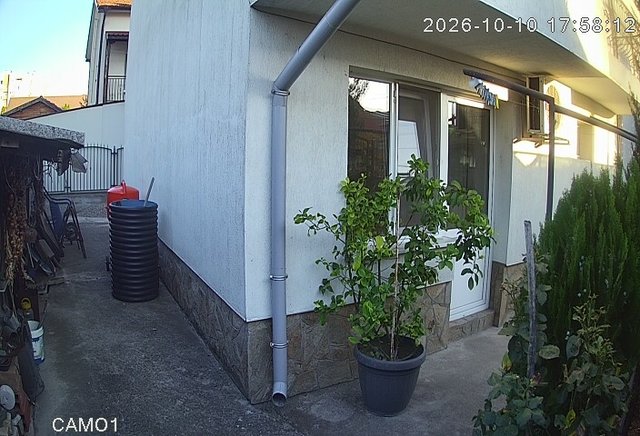 Screenshot from 151.251.160.69:8532