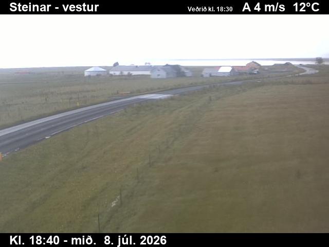 Snapshot from Steinar — Steinar séð í vestur
