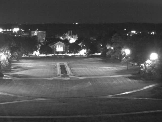 Snapshot from cam-mckeldin-eastview.umd.edu