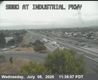 Snapshot from TVA69 -- I-880 : AT INDUSTRIAL PKWY LOOP OR