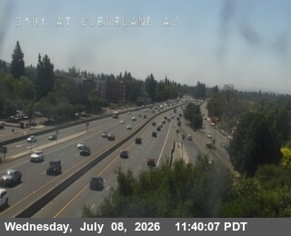 Snapshot from TV142 -- US-101 : S101 at Cleveland Av