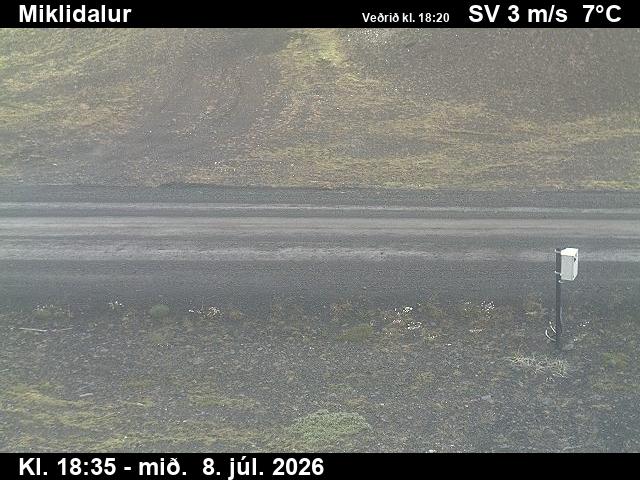 Snapshot from Miklidalur — Miklidalur séð niður á veg