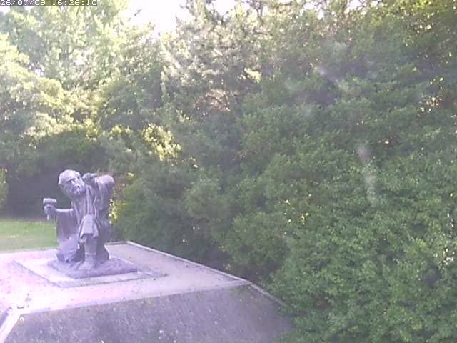 Snapshot from cam0819917993.ddns.komatsuelec.co.jp