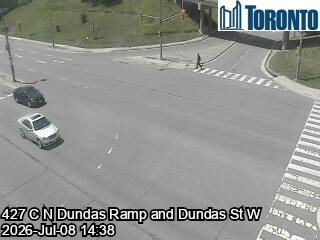 Snapshot from DUNDAS ST W / CLOVERDALE MALL / 427 C N DUNDAS RAMP