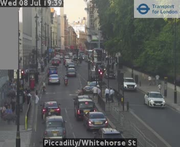 Snapshot from Piccadilly/Whitehorse St