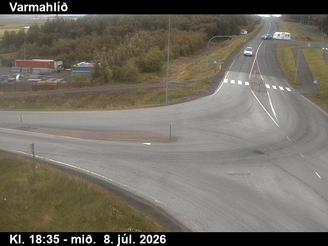 Snapshot from Varmahlíð — Varmahlíð séð niður á veg