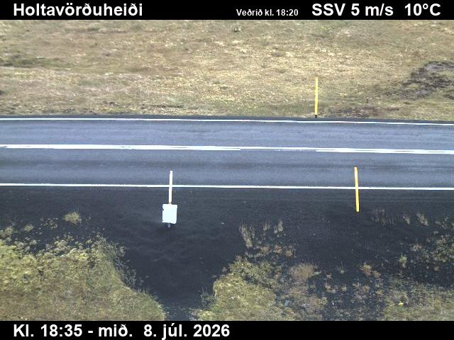 Snapshot from Holtavörðuheiði — Holtavörðuheiði séð niður á veg
