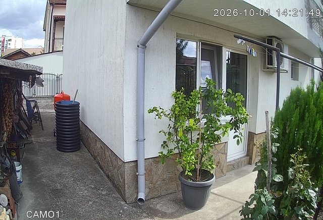Screenshot from 151.251.160.69:8425