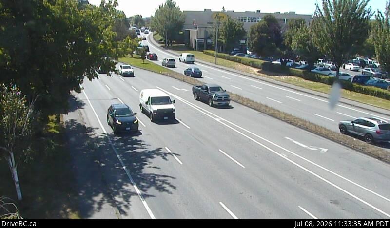 Snapshot from Hwy 17 at Cloverdale Avenue - S
