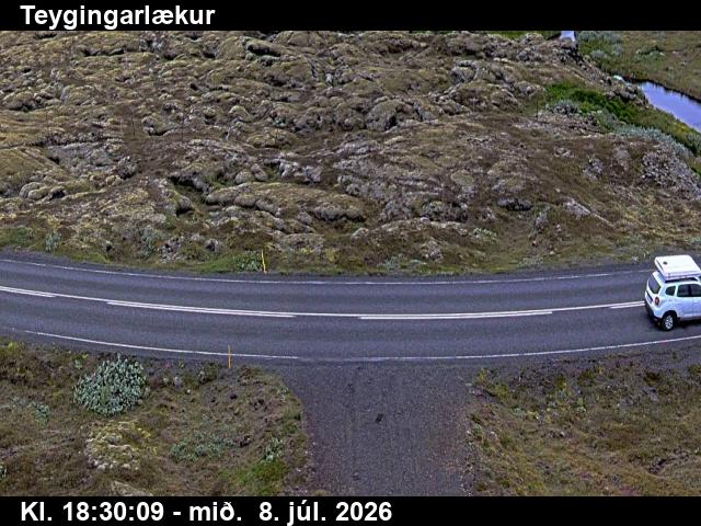 Snapshot from Teygingarlækur — Teygingarlækur séð niður á veg