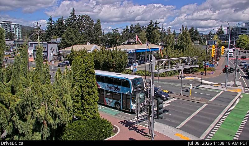 Snapshot from Veteran's Memorial Parkway - W