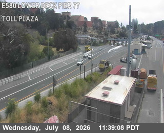 Snapshot from TVR44 -- I-580 : Lower Deck Pier 77