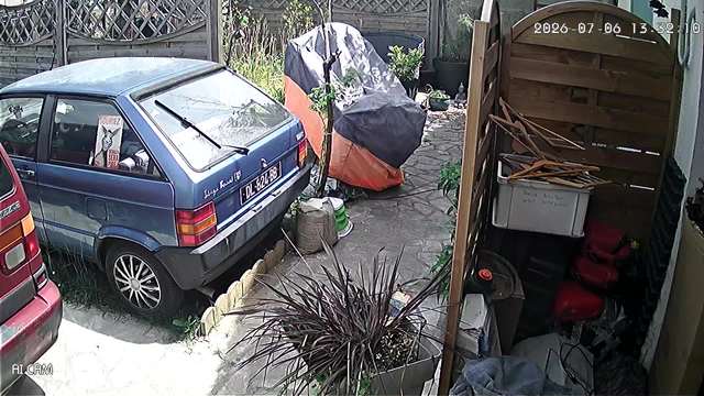 Screenshot from 78.126.135.34:554