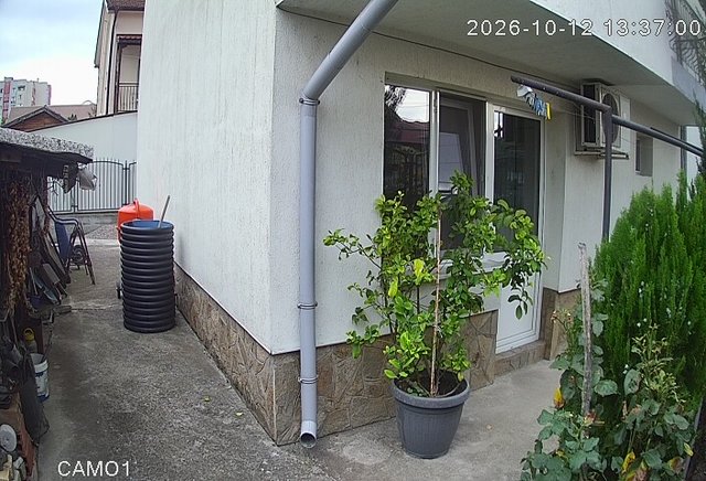 Screenshot from 151.251.160.69:8009