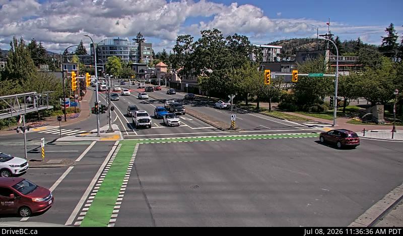 Snapshot from Veteran's Memorial Parkway - N