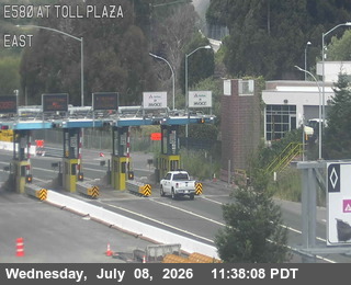 Snapshot from TVR45 -- I-580 : At Toll Plaza