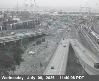Snapshot from TV726 -- I-880 : AT JCT 80