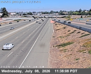 Snapshot from TVC48 -- I-880 : SR-17 / I-280