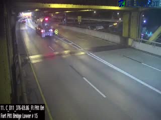 Snapshot from I-376 @ MM 69.86 (Ft Pitt Bridge - Lower Deck # 15) Westbound