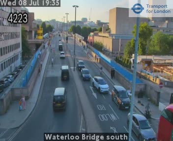 Snapshot from Waterloo Bridge south