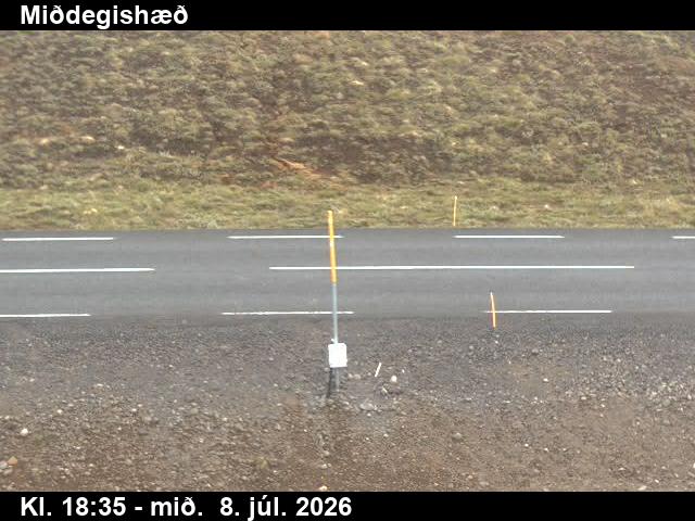 Snapshot from Miðdegishæð — Miðdegishæð séð niður á veg