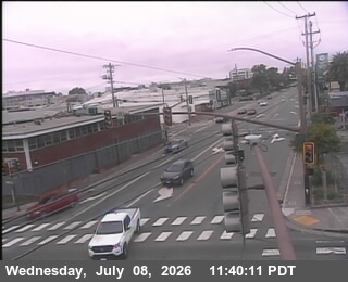 Snapshot from T251N -- SR-13 : E13 AT 7TH ST - Looking North