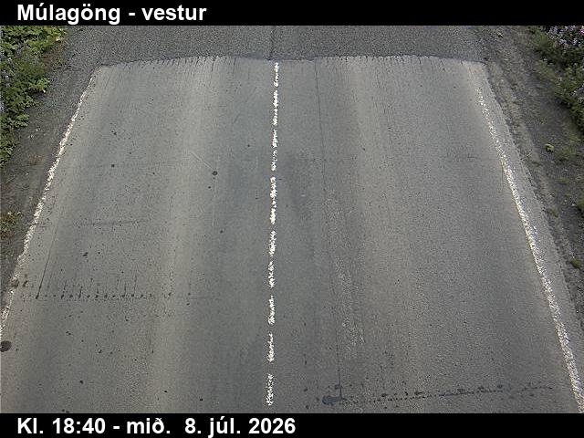 Snapshot from Múlagöng vestur — Múlagöng séð niður á veg til vestus