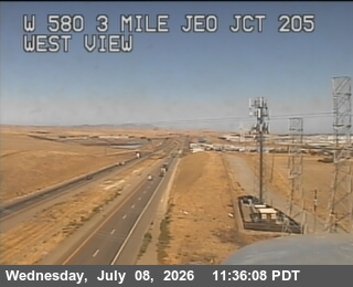Snapshot from TV842 -- I-580 : Just East Of I-205
