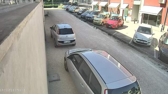 Screenshot from 2.45.46.106:554