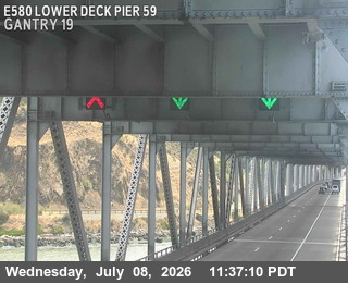 Snapshot from TVR42 -- I-580 : Lower Deck Pier 59